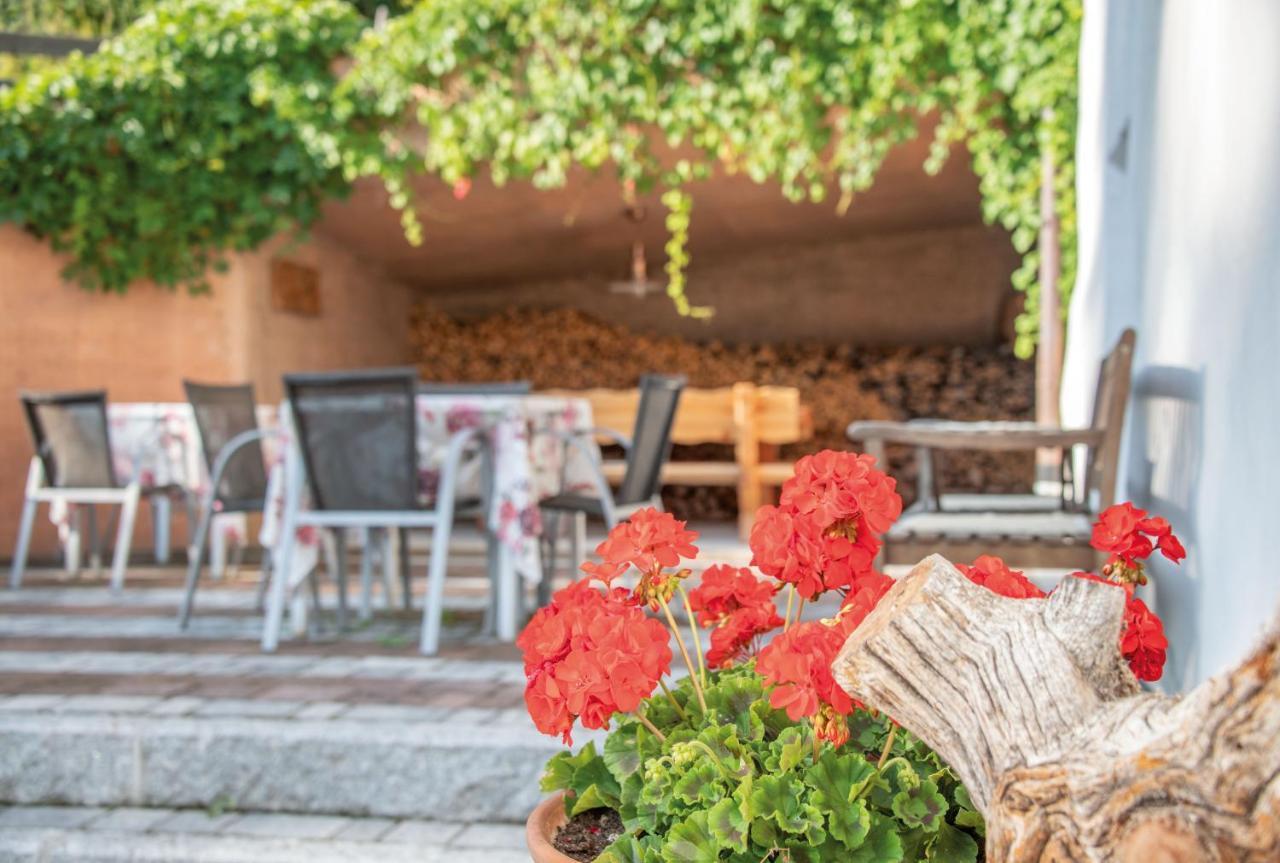 Silentium Dolomites Chalet Since 1600 Monguelfo-Tesido / Welsberg-Taisten Exterior photo